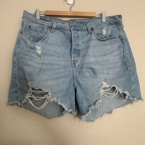 Levi’s 501 Light wash Denim Jean Shorts size 16W Distressed